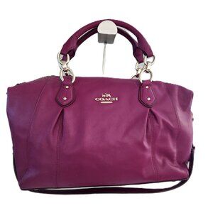 Like New Coach Magenta Leather Shoulder Bag Purse